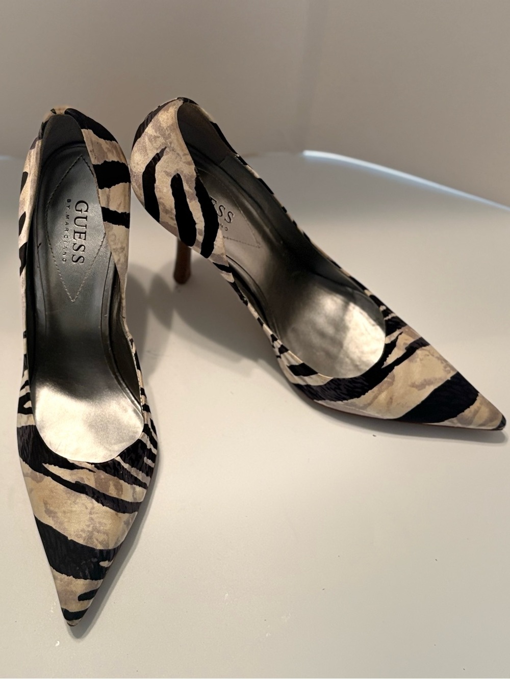 GUESS Zebra-Print Pointed-Toe Stiletto Pumps in Black and Cream - Picture 1 of 3